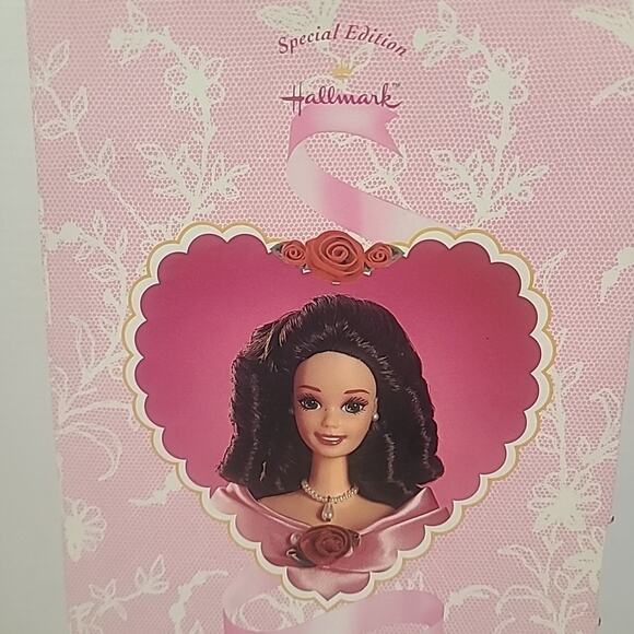 Mattel 1995 Limited Edition Valentine Barbie Doll Hallmark #14880 New In Box - Picture 10 of 10